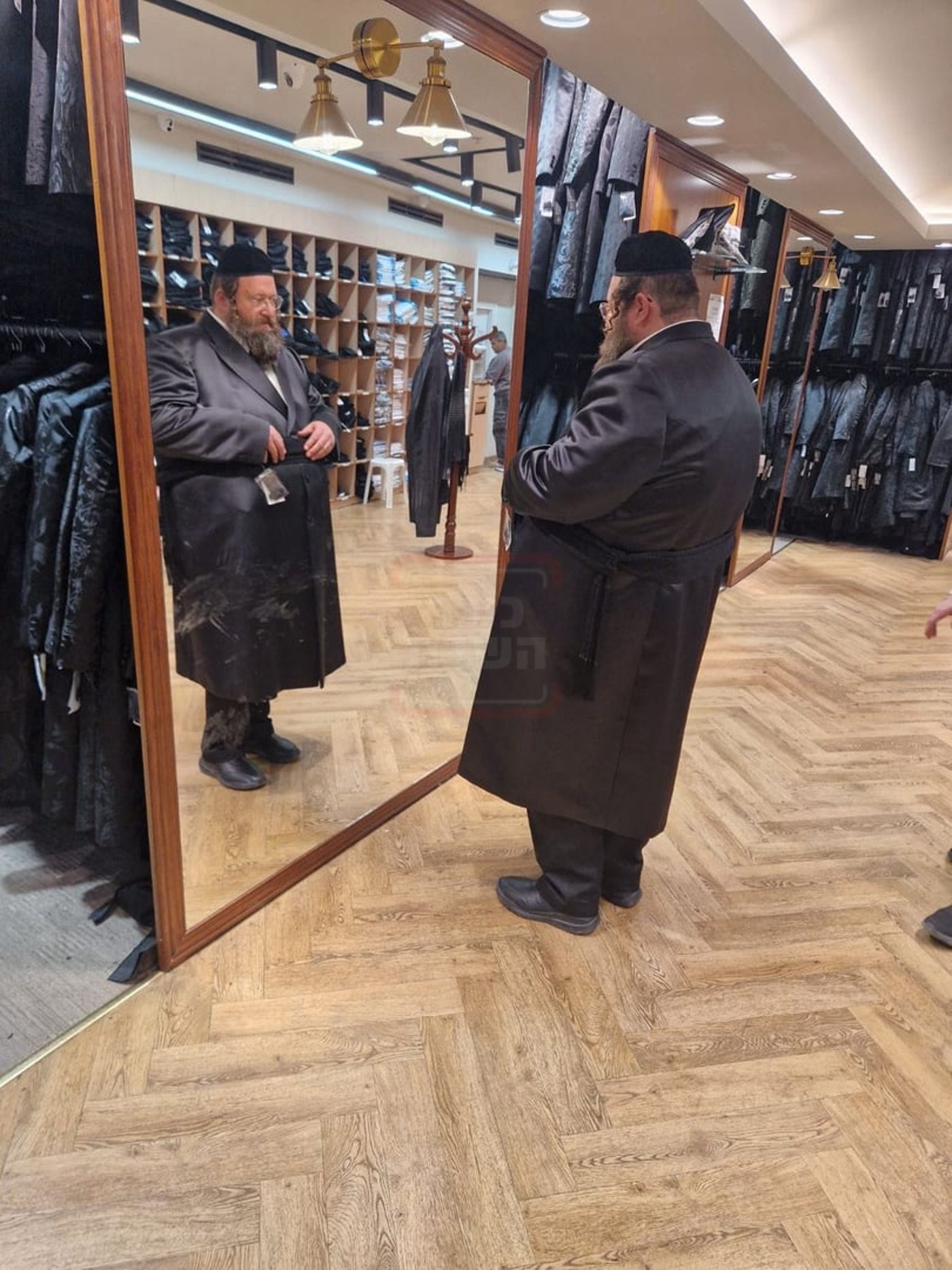 זיידלע חוזר | מהאדמו"ר שתקע בשופר בחודש אדר ועד לחסידים שכבשו את סיני; סיכום שבועי שאסור לפספס!