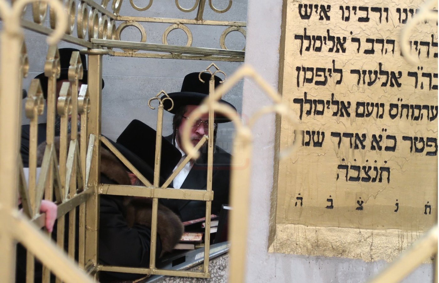 האדמו"ר מסקאליע במסע הקודש לפולין