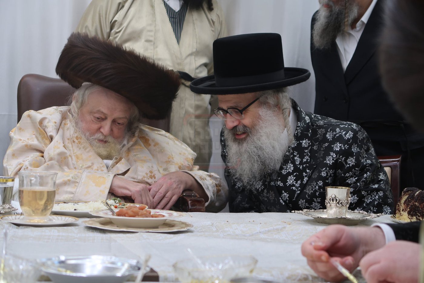 האדמו"ר מויז'ניץ בית שמש בשמחת בית תולדות אברהם יצחק