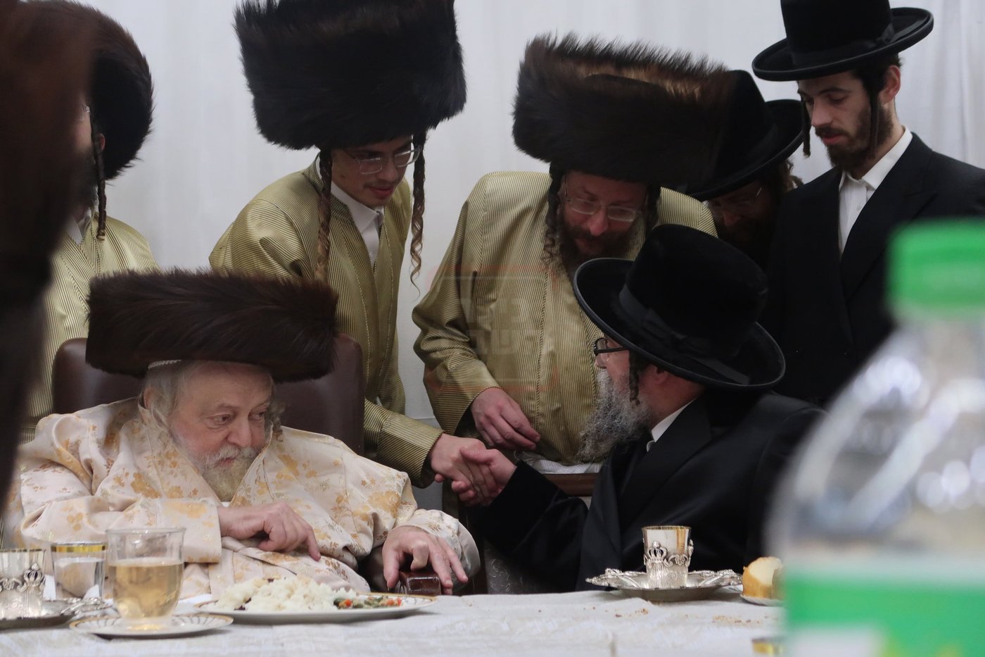 האדמו"ר מסקולען י-ם בשמחת בית תולדות אברהם יצחק