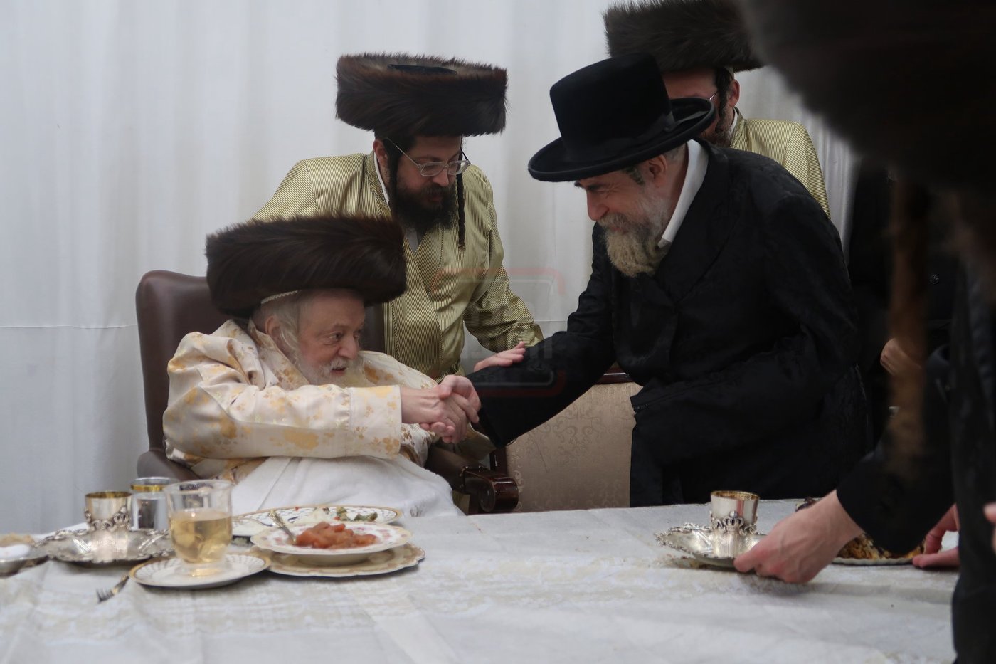 האדמו"ר מרחמסטריווקא בשמחת בית תולדות אברהם יצחק