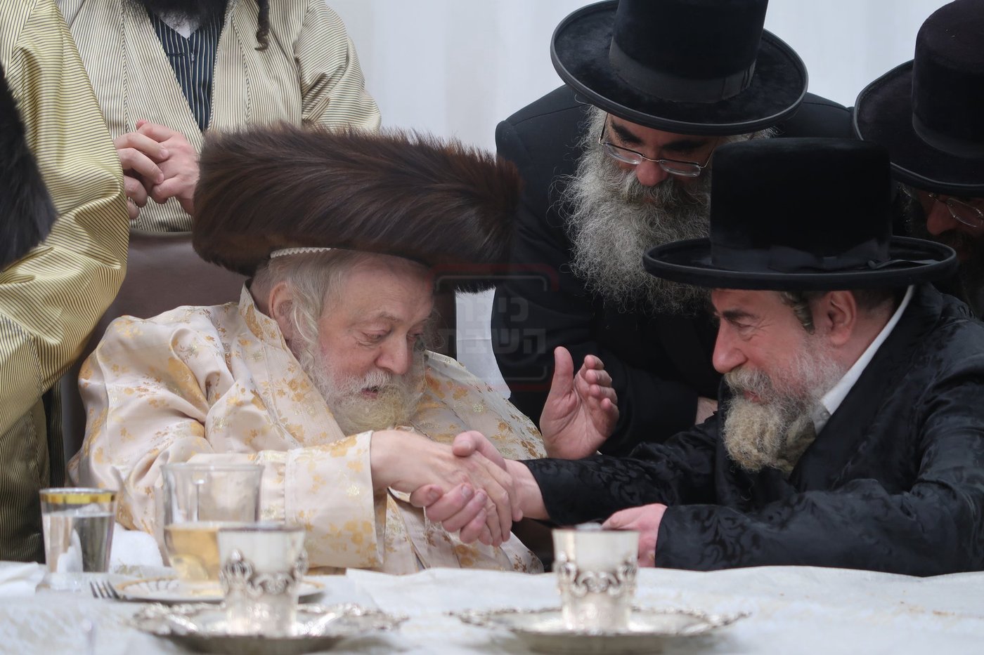 האדמו"ר מרחמסטריווקא בשמחת בית תולדות אברהם יצחק