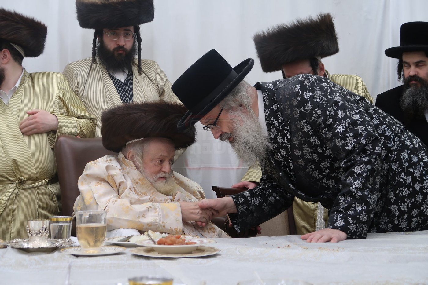 האדמו"ר מויז'ניץ בית שמש בשמחת בית תולדות אברהם יצחק