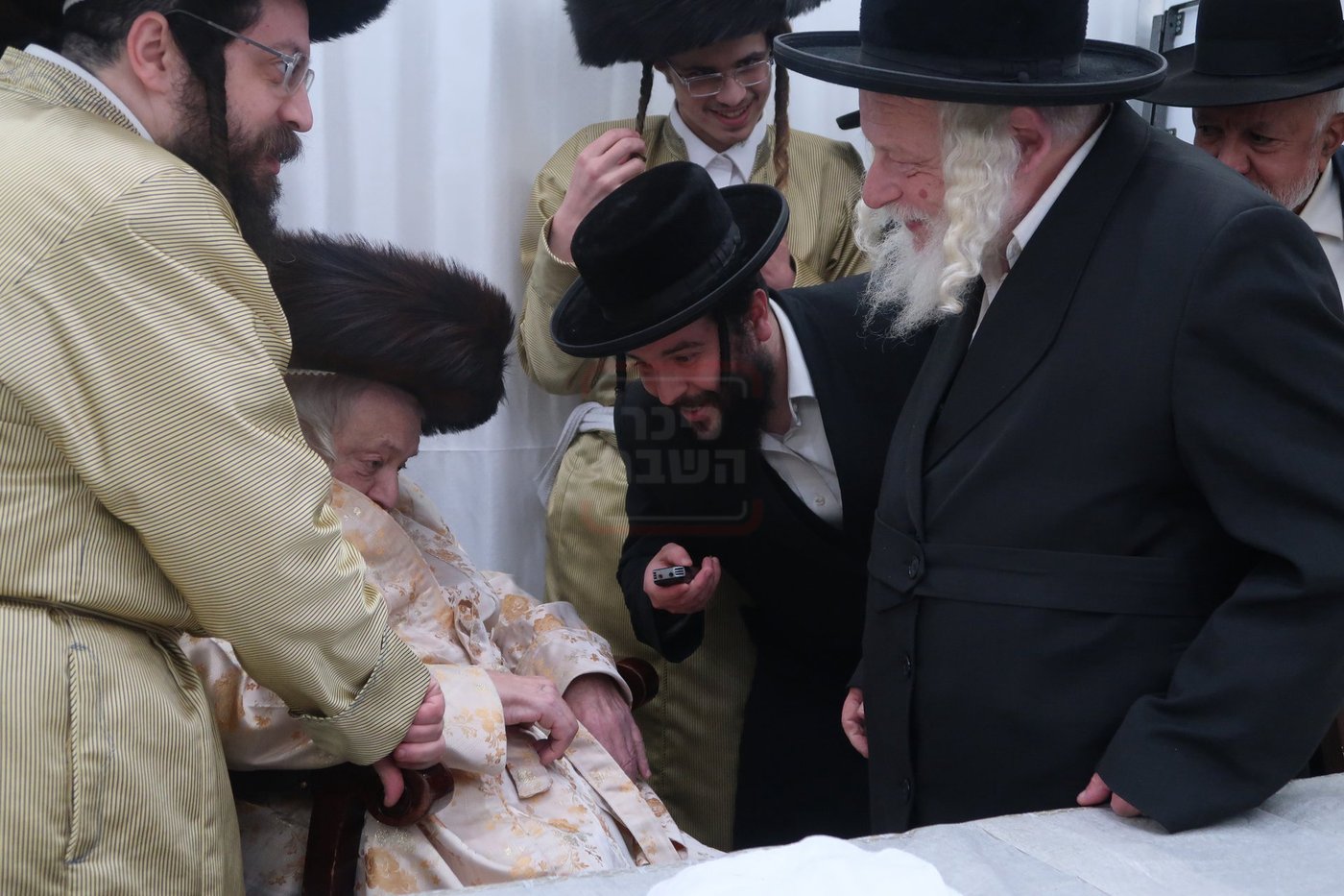 שמחת שבע הברכות בתולדות אברהם יצחק