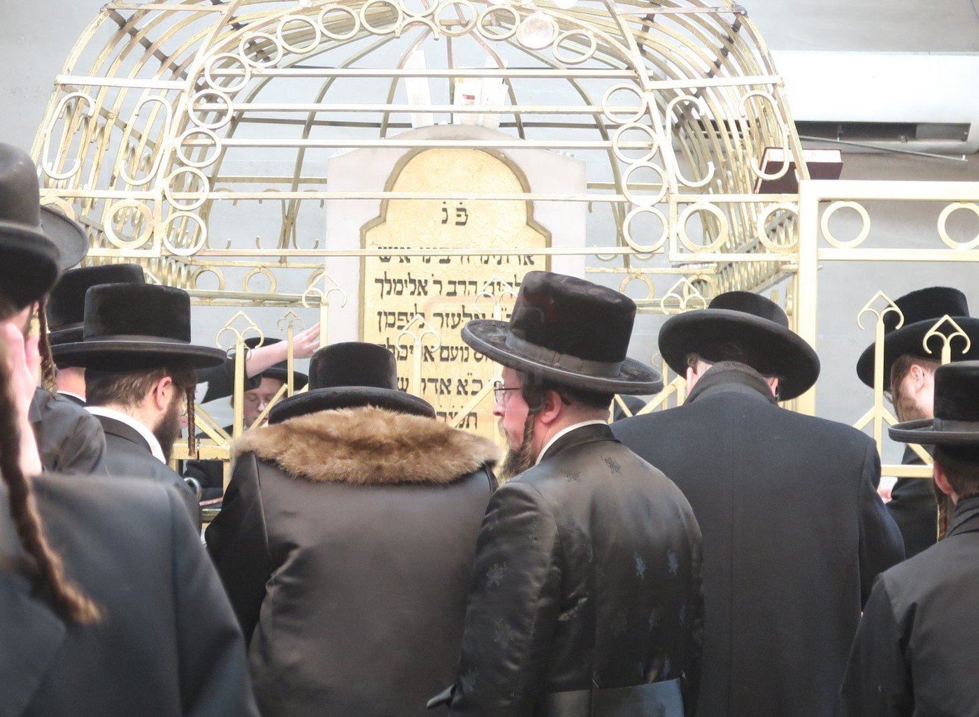 האדמו"ר מסקאליע במסע הקודש לפולין