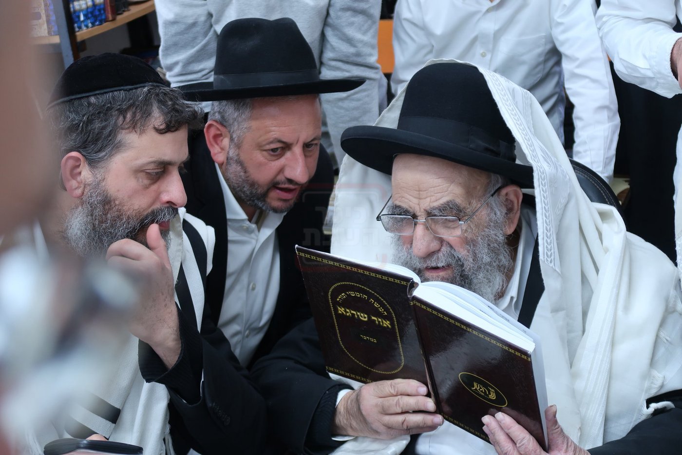 ר"ח ניסן אצל הגאון רבי משה צדקה