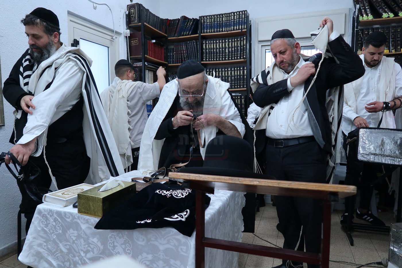 ר"ח ניסן אצל הגאון רבי משה צדקה