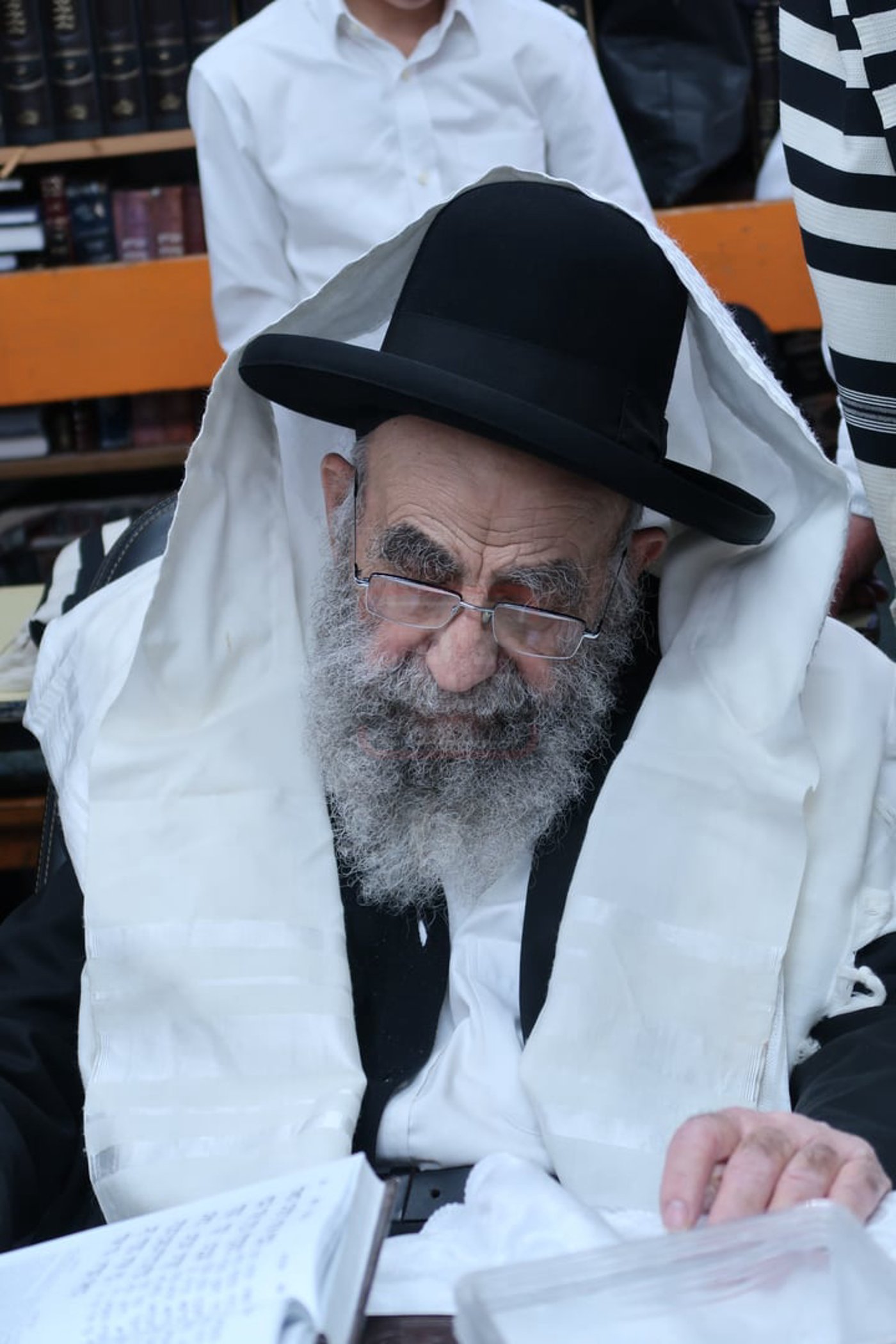 ר"ח ניסן אצל הגאון רבי משה צדקה