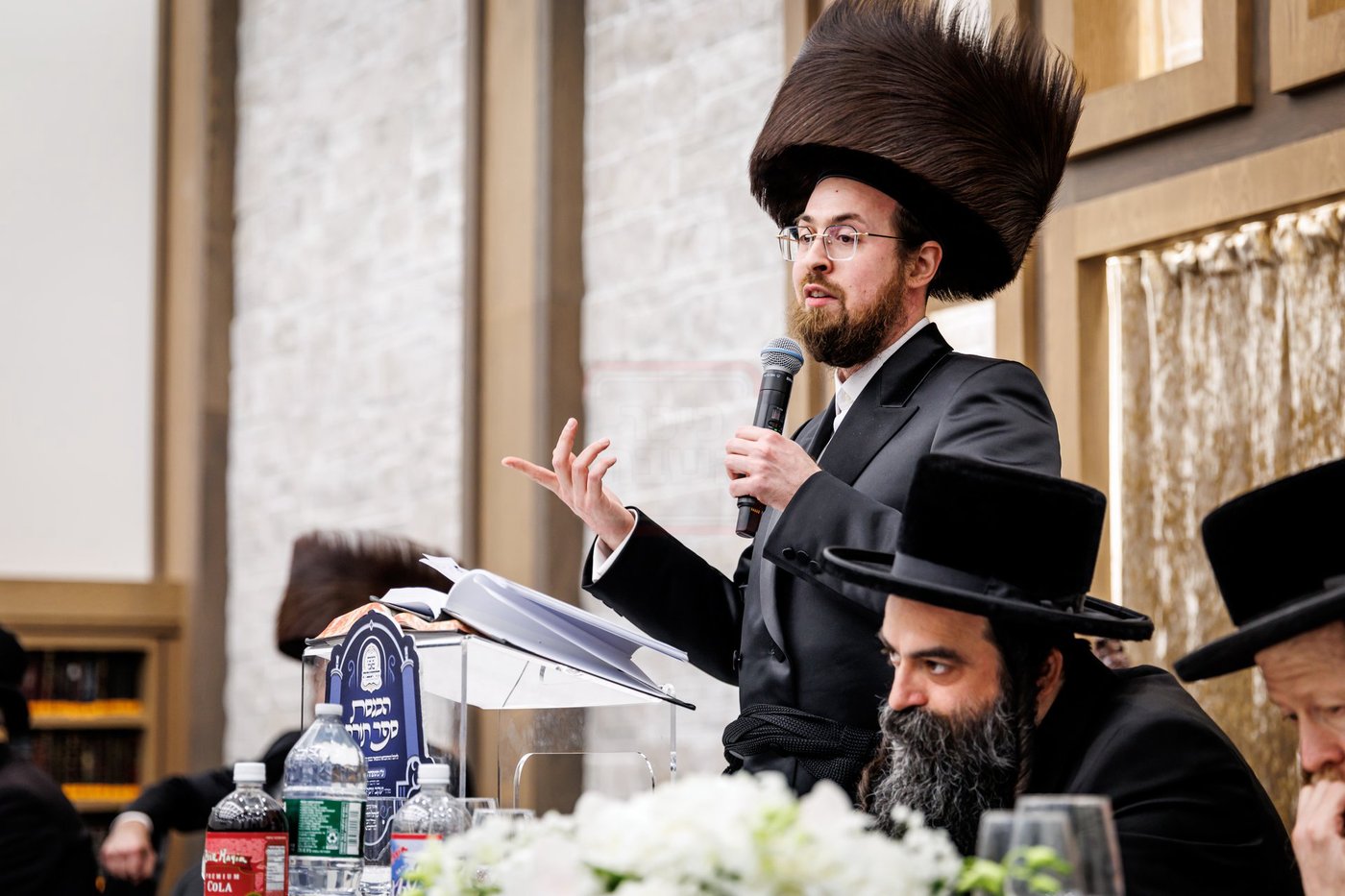 הכנסת ספר תורה בצאנז קלויזנבורג