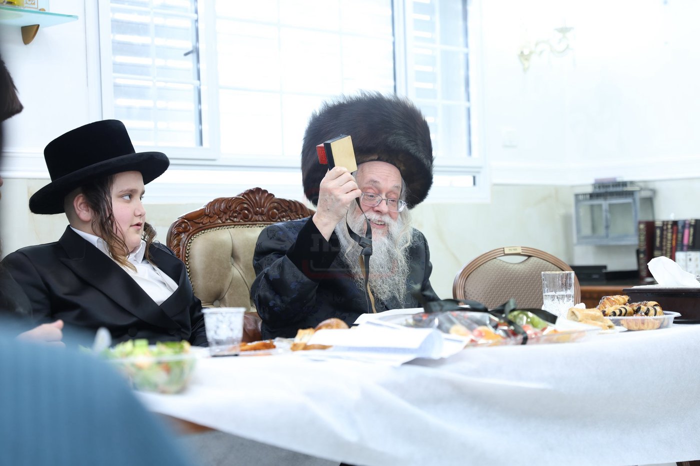 שמחת בר מצווה לנכד הגה"צ רבי יצחק לעזאר