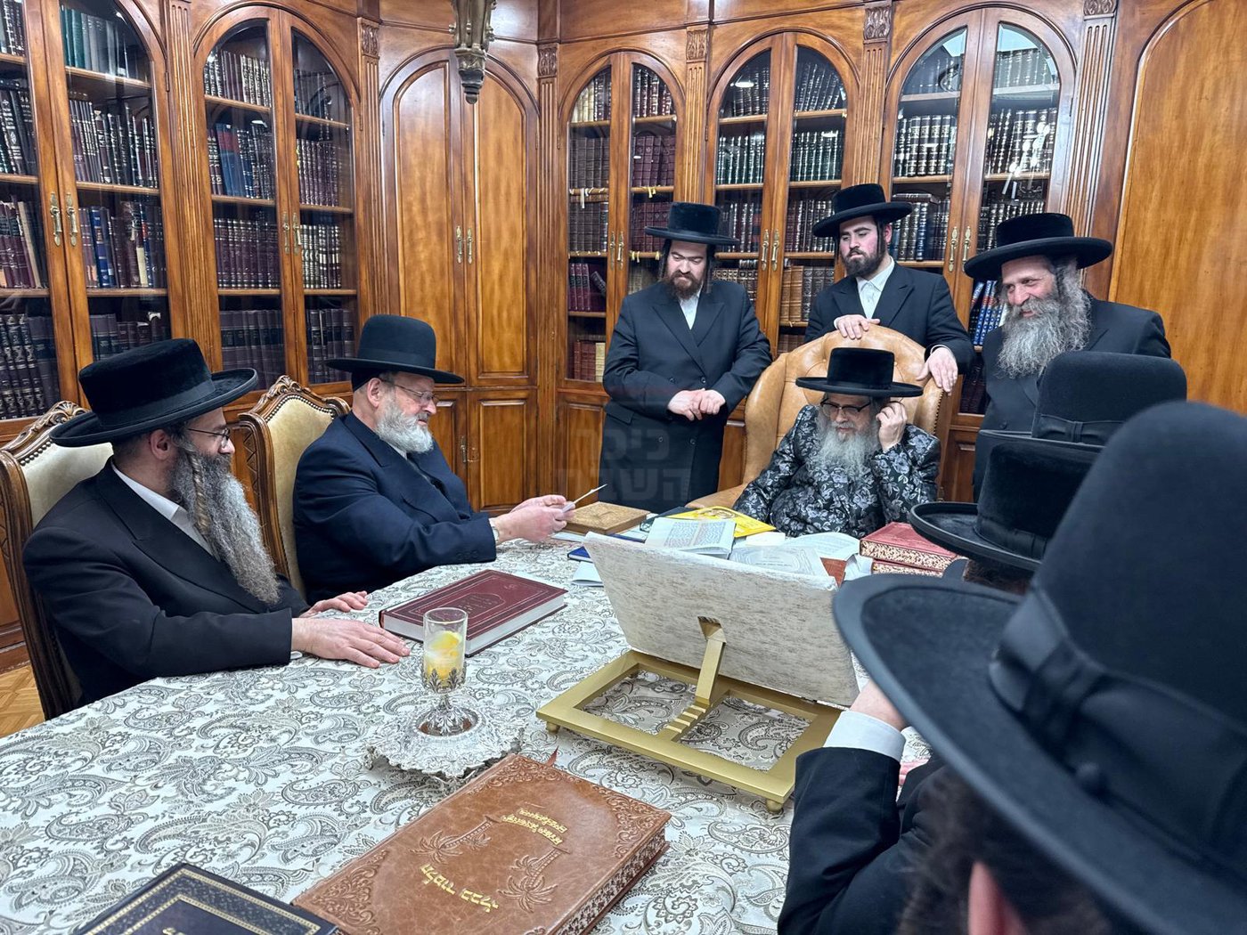 המעמד במעונו של האדמו"ר מסאטמר