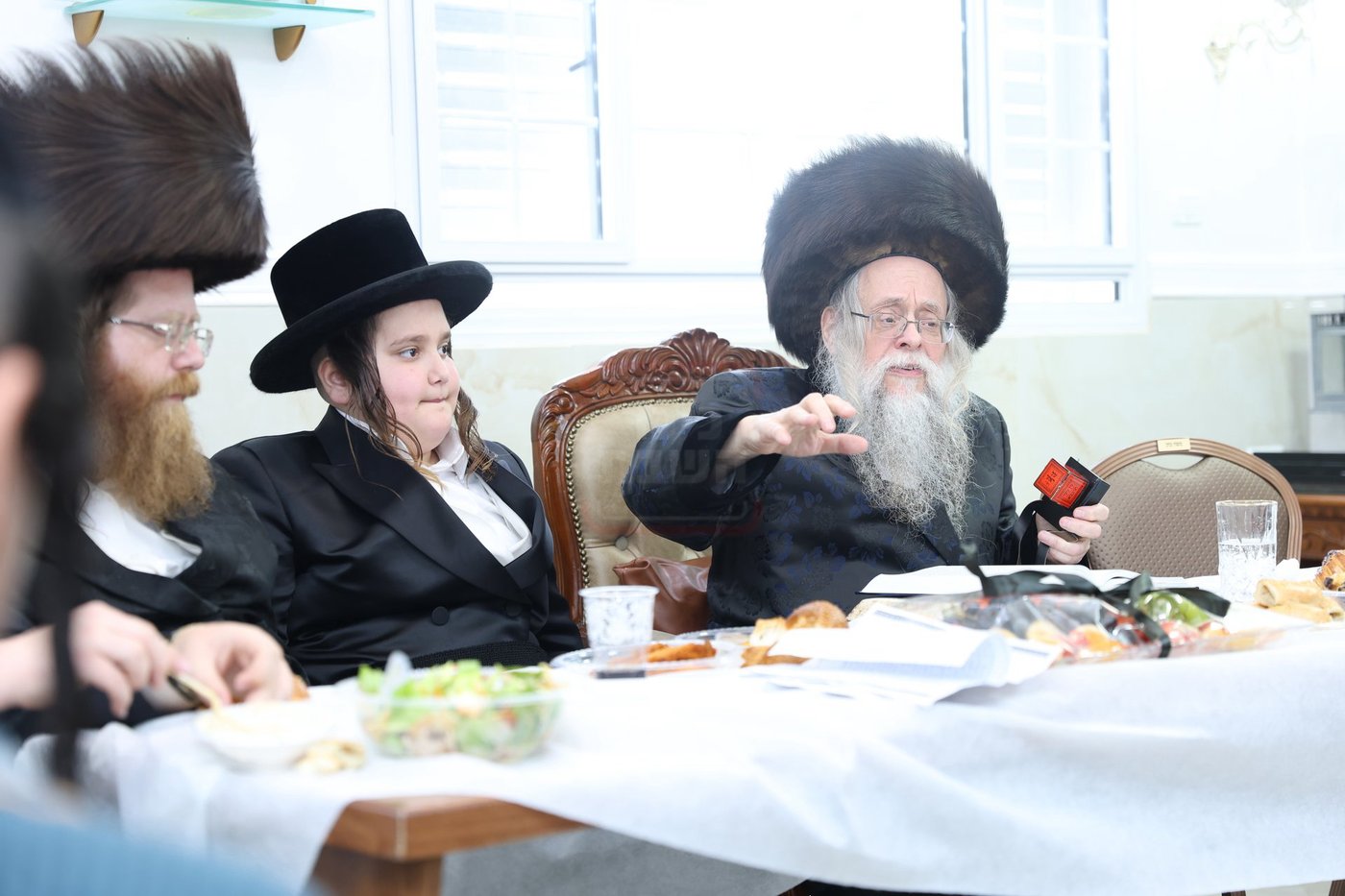 שמחת בר מצווה לנכד הגה"צ רבי יצחק לעזאר