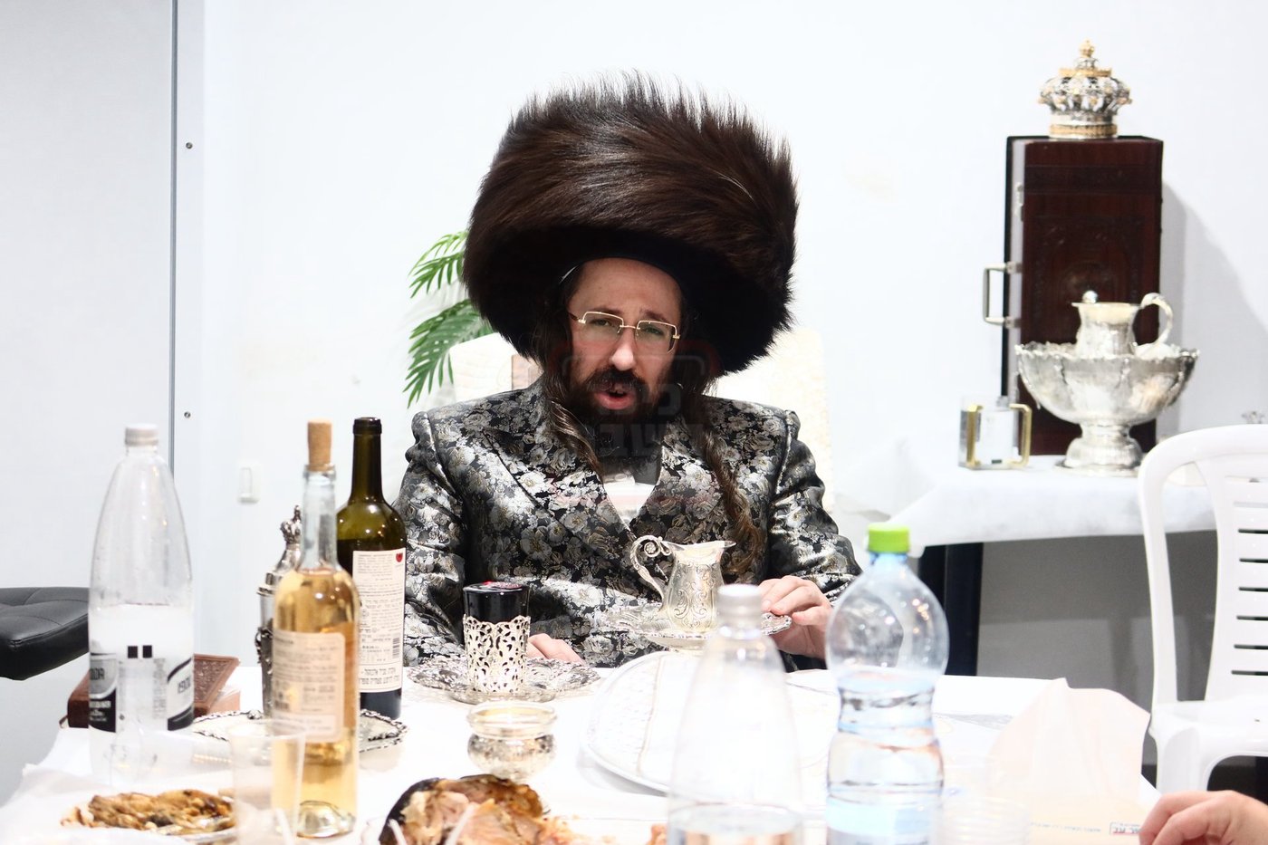 מוצ"ש חוה"מ פסח בחצה"ק מעזבוז