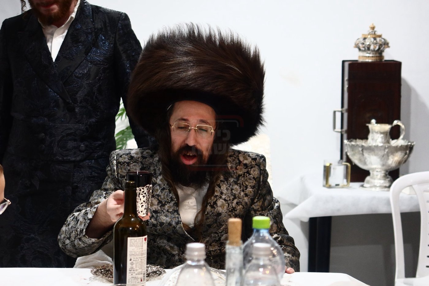 מוצ"ש חוה"מ פסח בחצה"ק מעזבוז