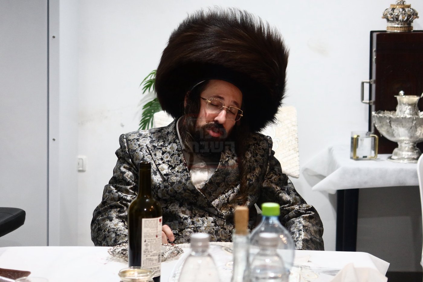 מוצ"ש חוה"מ פסח בחצה"ק מעזבוז