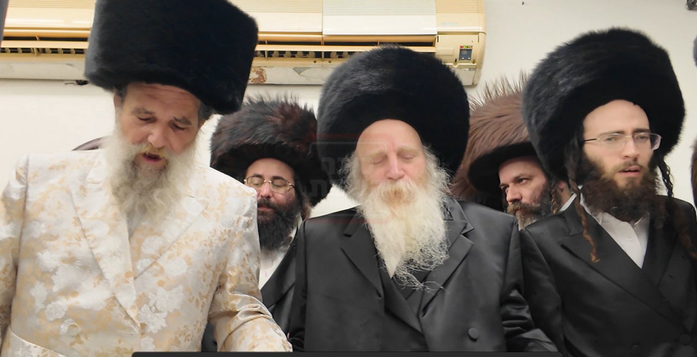 האדמו"ר הגרי"מ מורגנשטרן בביקור אצל האדמו"ר מאשלג בני היכלא