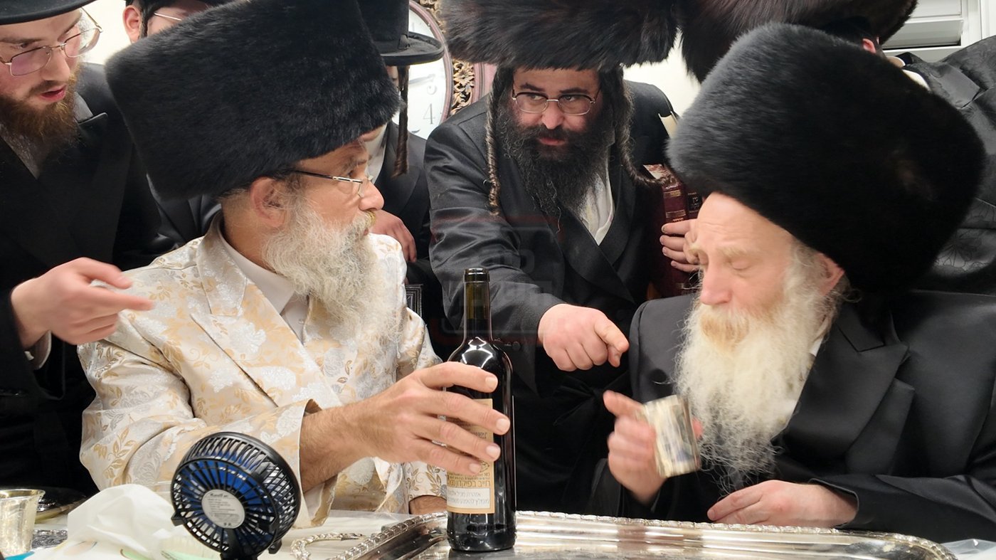 האדמו"ר הגרי"מ מורגנשטרן בביקור אצל האדמו"ר מאשלג בני היכלא