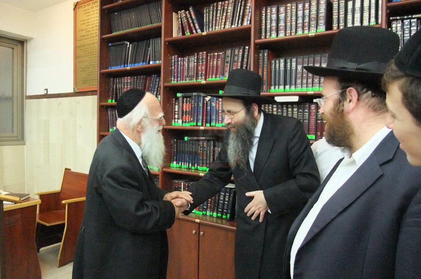 מראות חיי הגאון רבי אברהם אלטמן זצ"ל