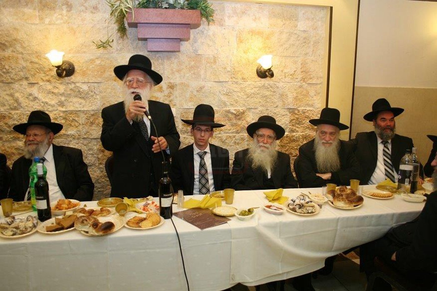 מראות חיי הגאון רבי אברהם אלטמן זצ"ל