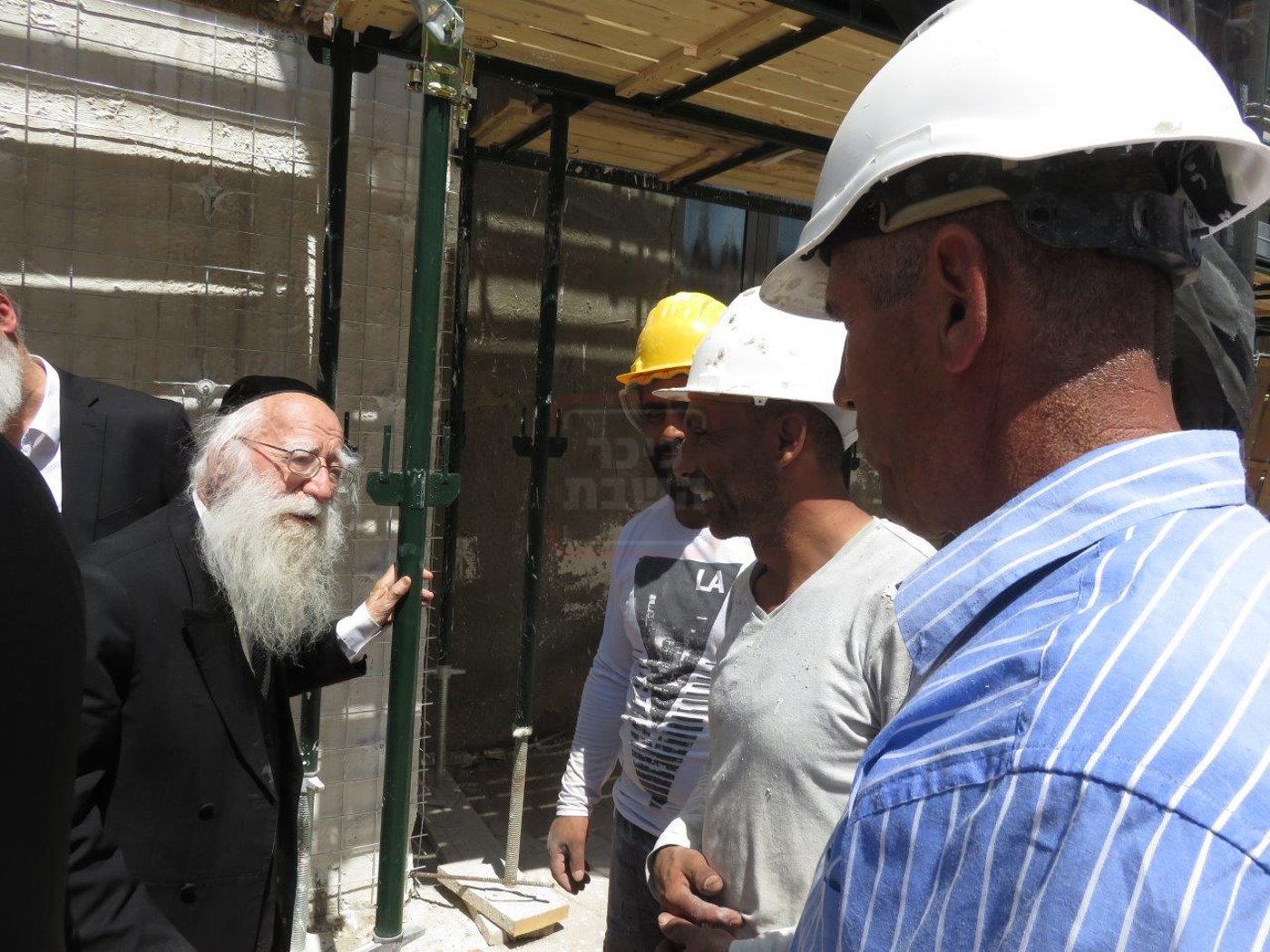 מראות חיי הגאון רבי אברהם אלטמן זצ"ל