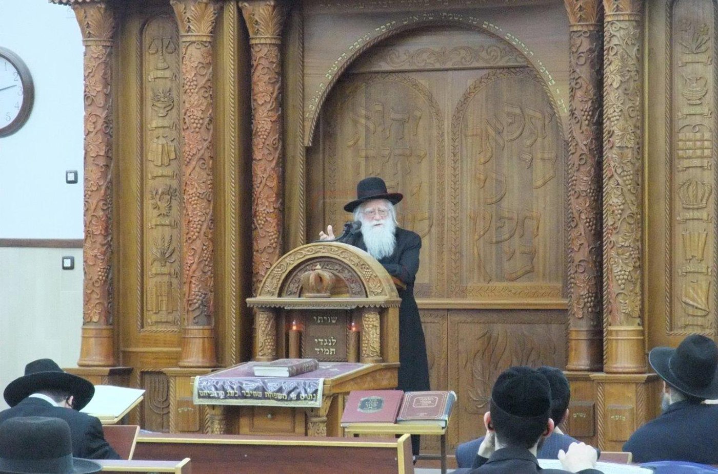 מראות חיי הגאון רבי אברהם אלטמן זצ"ל