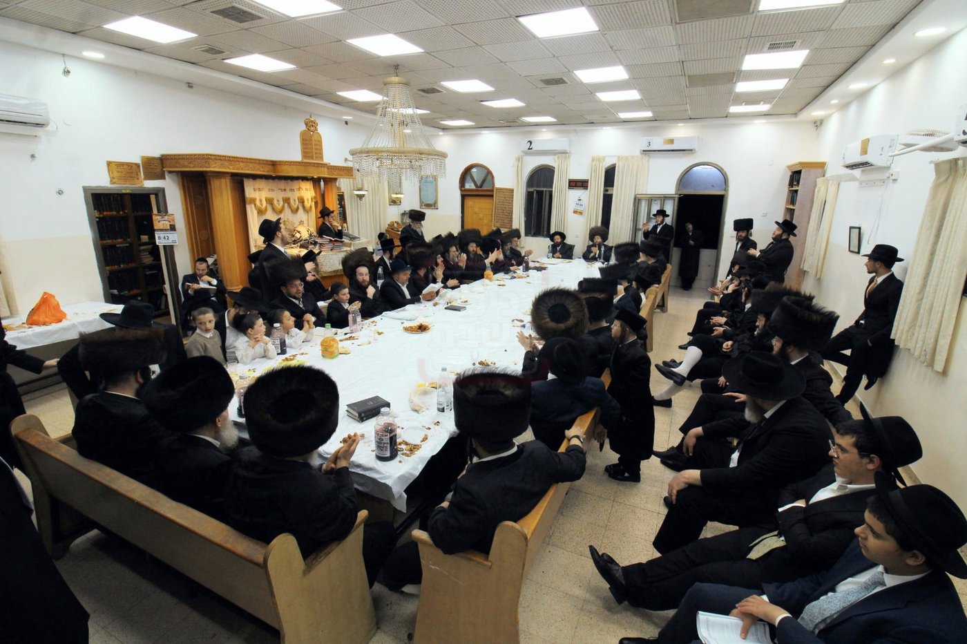 חג הפסח בחצה"ק ז'מיגראד