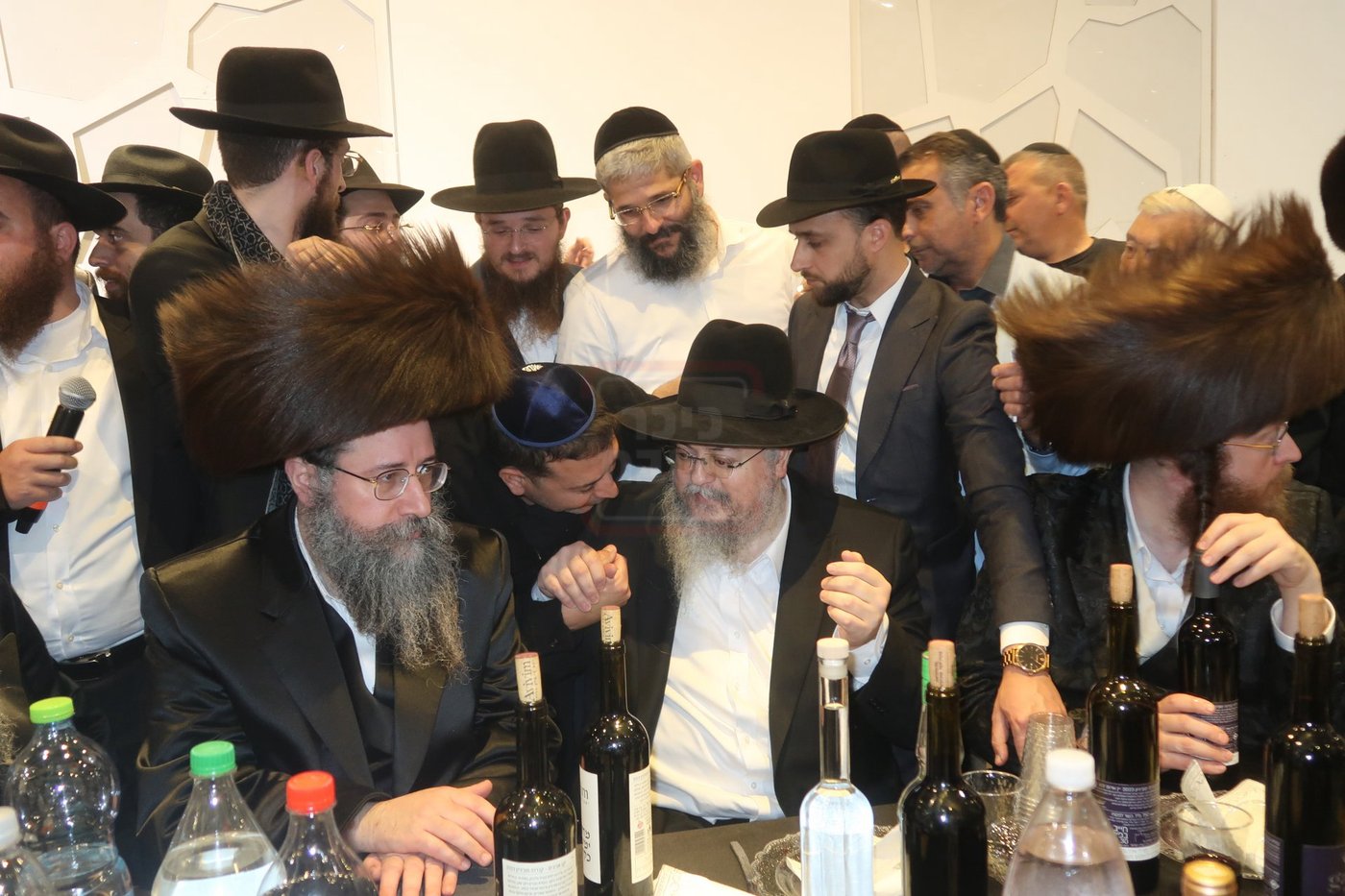 האדמו״ר רבי ישועה ורחמים אבוחצירא בהילולת אביו זצ"ל