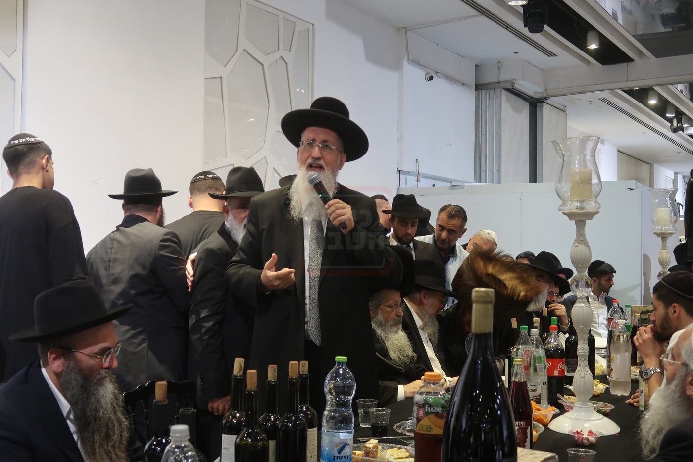 האדמו״ר רבי ישועה ורחמים אבוחצירא בהילולת אביו זצ"ל