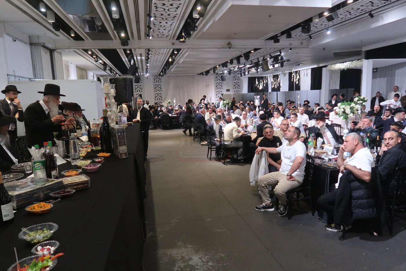 האדמו״ר רבי ישועה ורחמים אבוחצירא בהילולת אביו זצ"ל