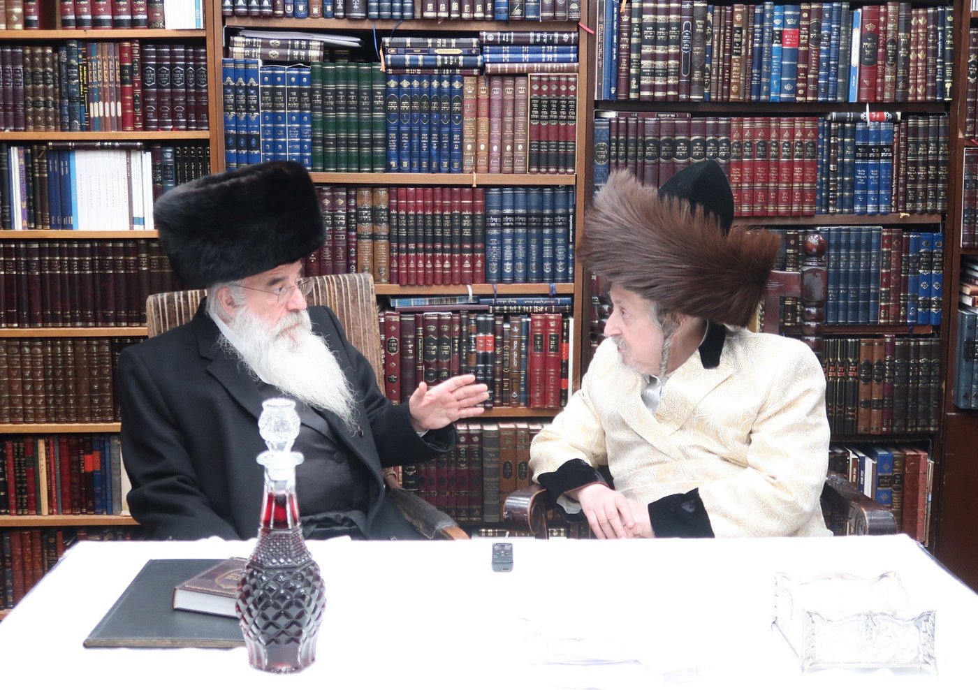 פסח בחצה"ק סקאליע 