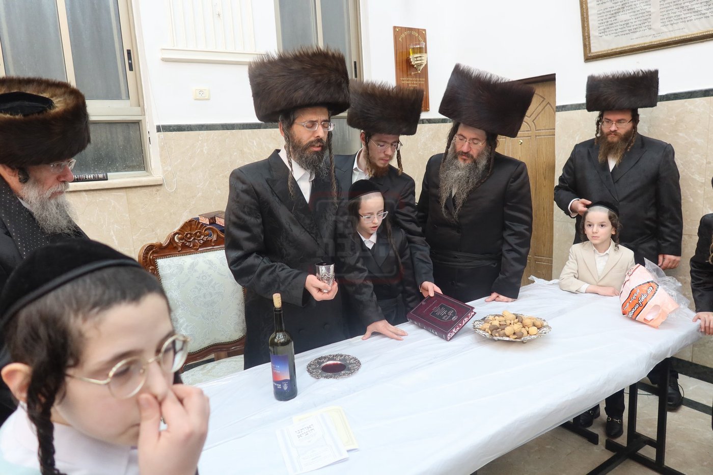 חג הפסח בחצה"ק זוועיהיל