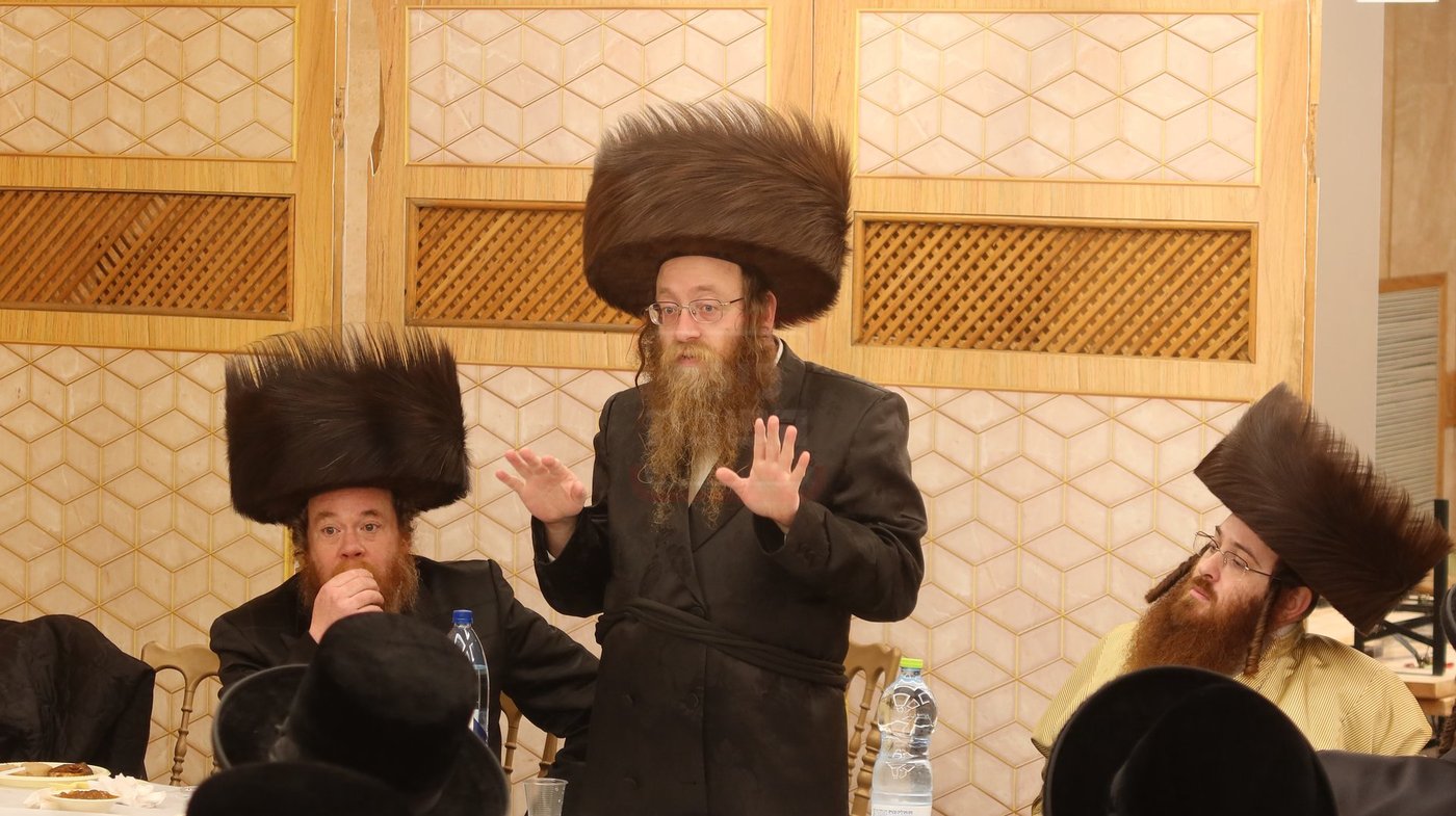 פעילות לבני חו"ל בבעלזא