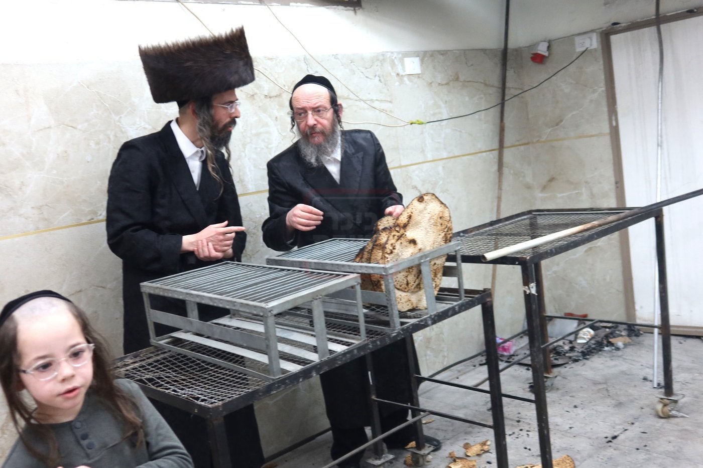 חג הפסח בחצה"ק זוועיהיל