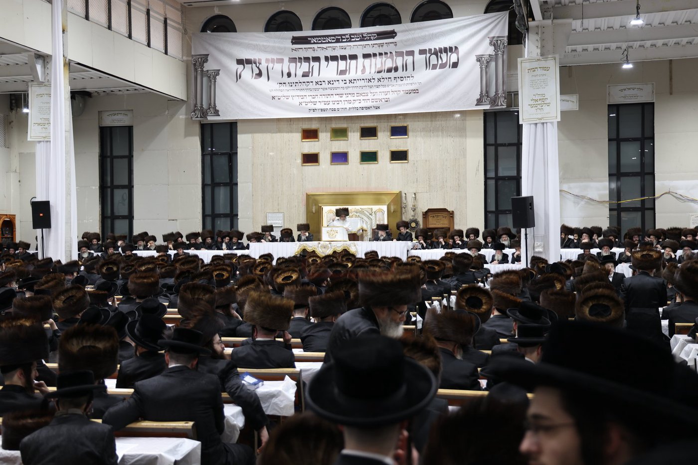 חג הפסח בחצה"ק סאטמר