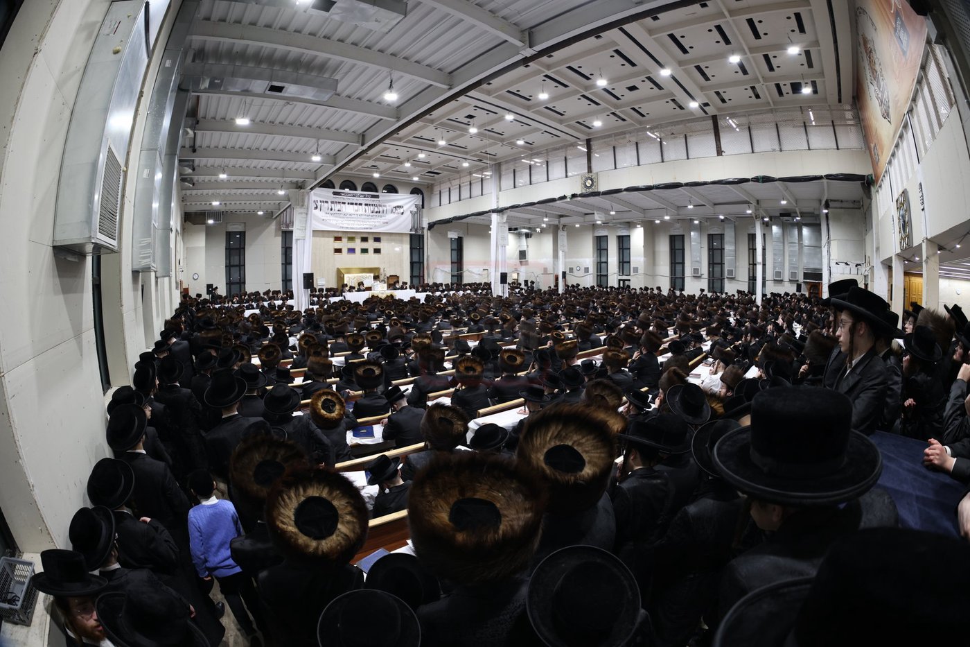 חג הפסח בחצה"ק סאטמר