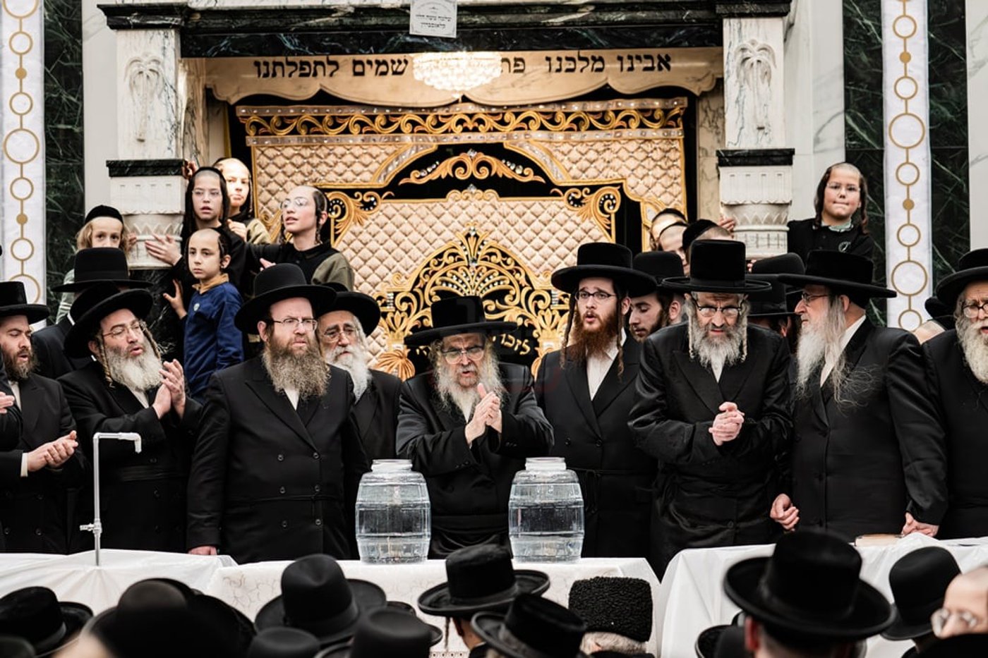 האדמו"ר מסאטמר בשאיבת מים שלנו