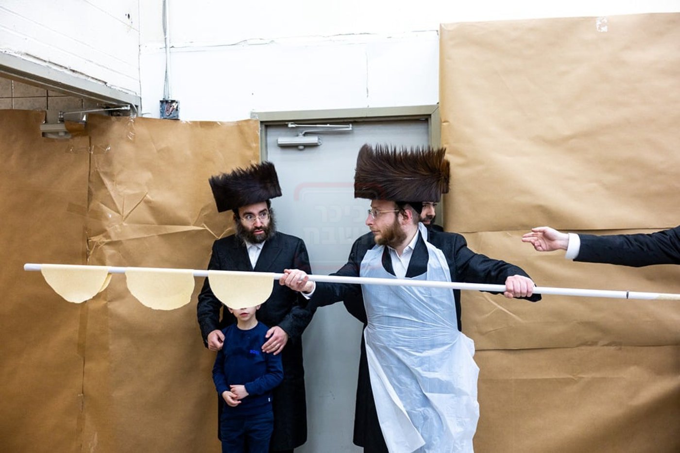 האדמו"ר מסאטמר באפיית מצות מצווה