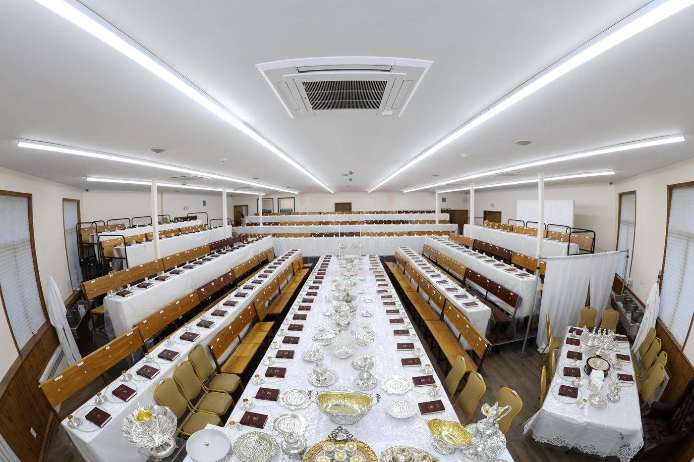 שולחן ליל הסדר של האדמו"ר מסאטמר