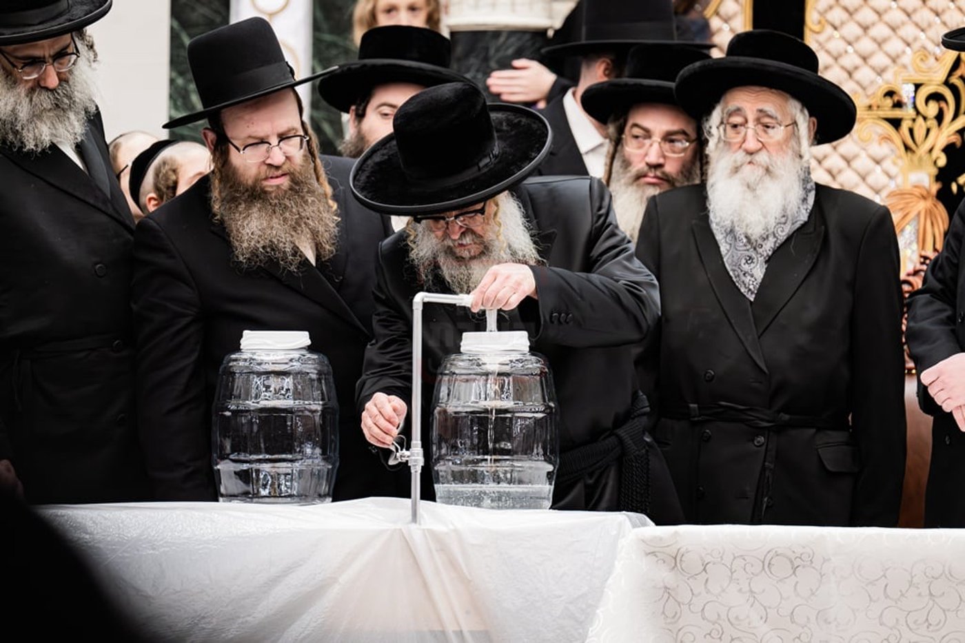 האדמו"ר מסאטמר בשאיבת מים שלנו