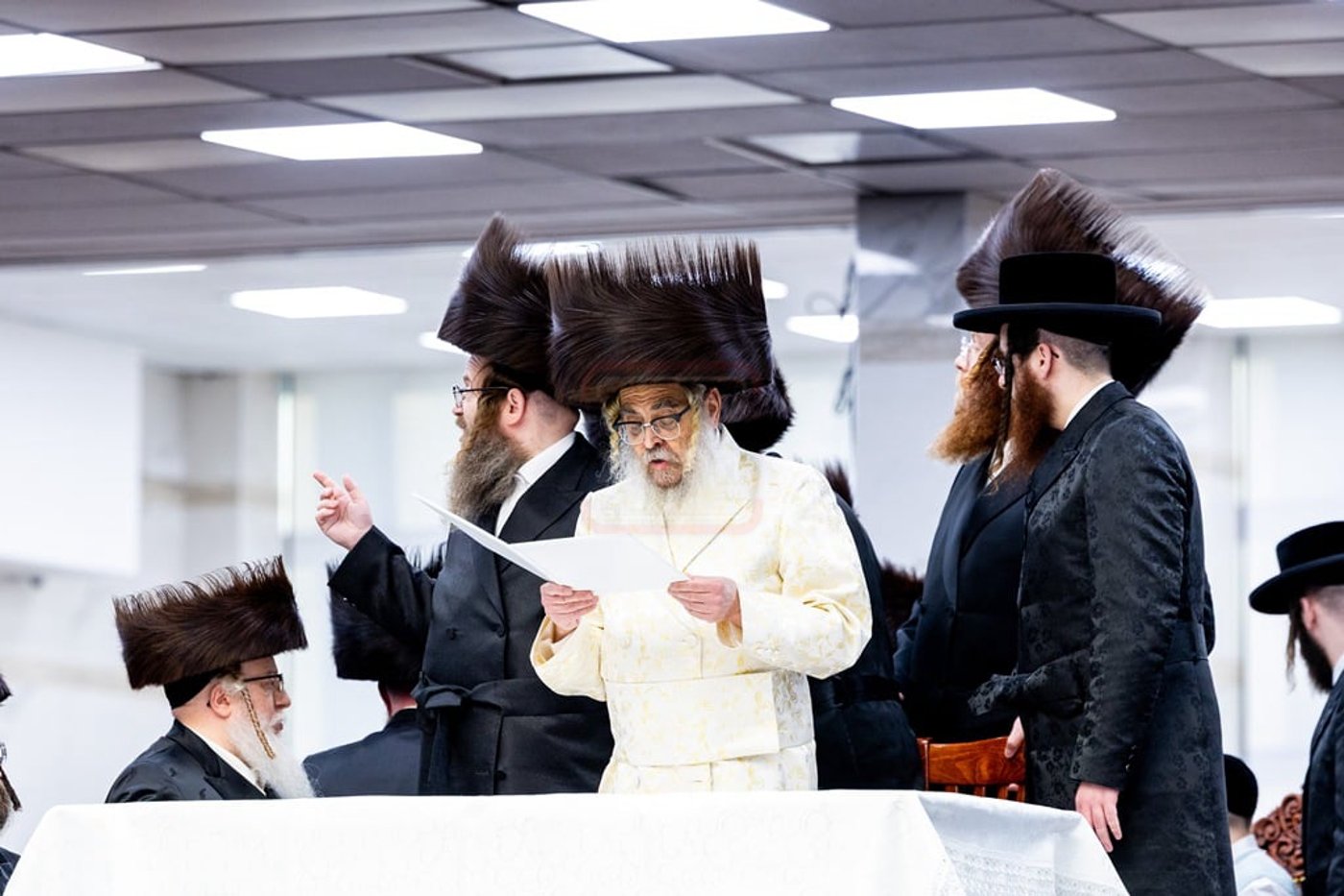 מעמד הפייסות ומסירת מתנות כהונה בסאטמר