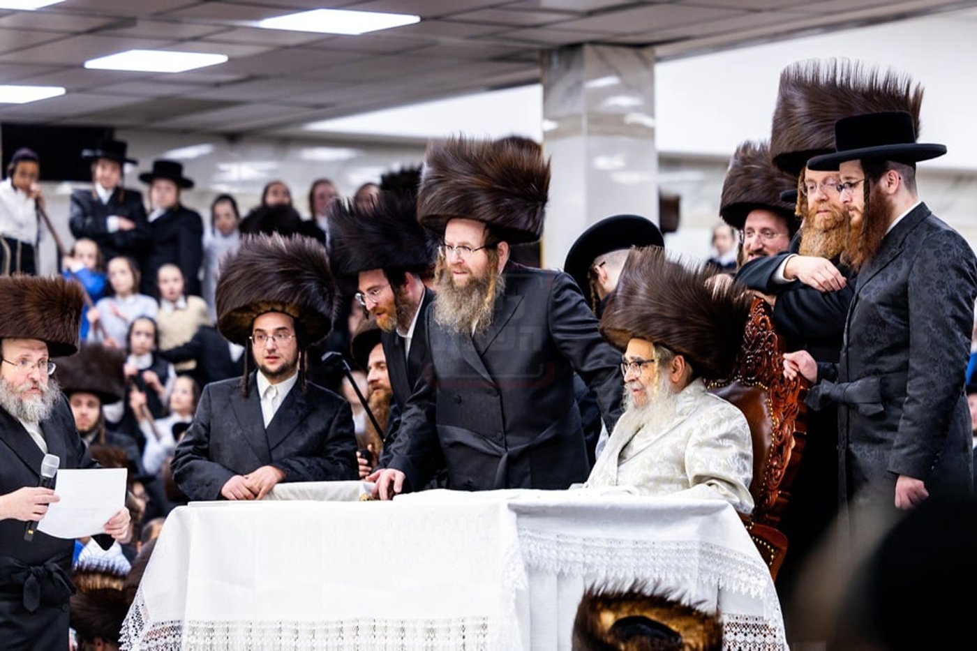 מעמד הפייסות ומסירת מתנות כהונה בסאטמר