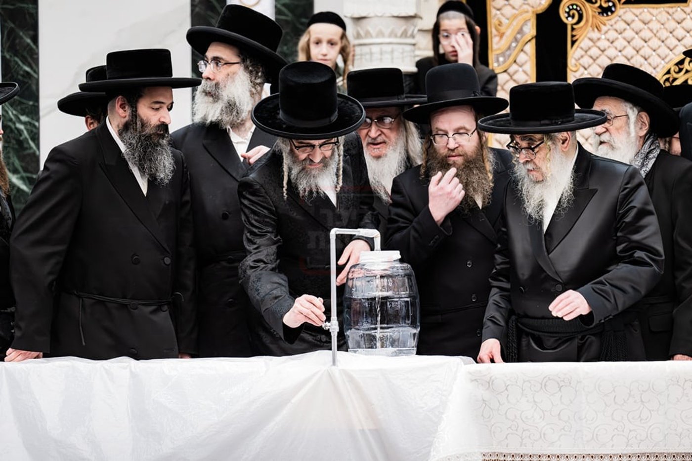 האדמו"ר מסאטמר בשאיבת מים שלנו