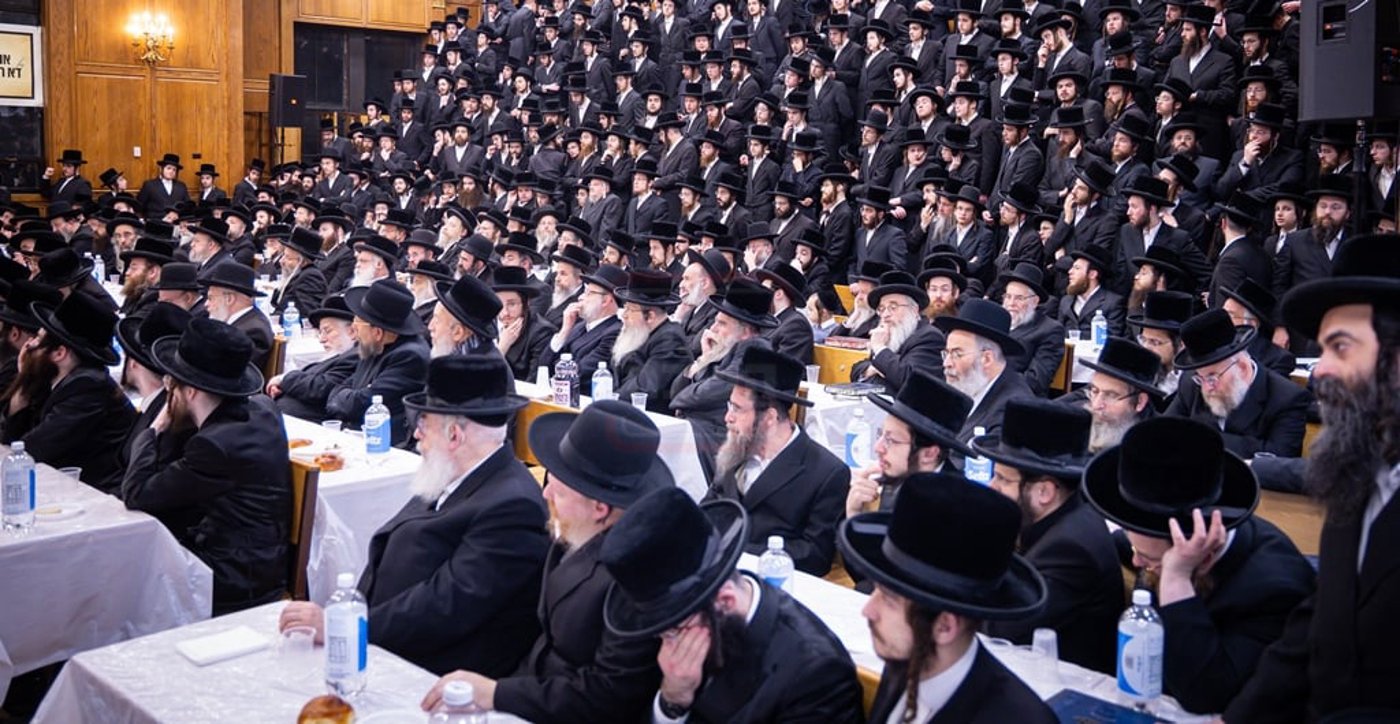 הילולא קדישא בצאנז קלויזנבורג