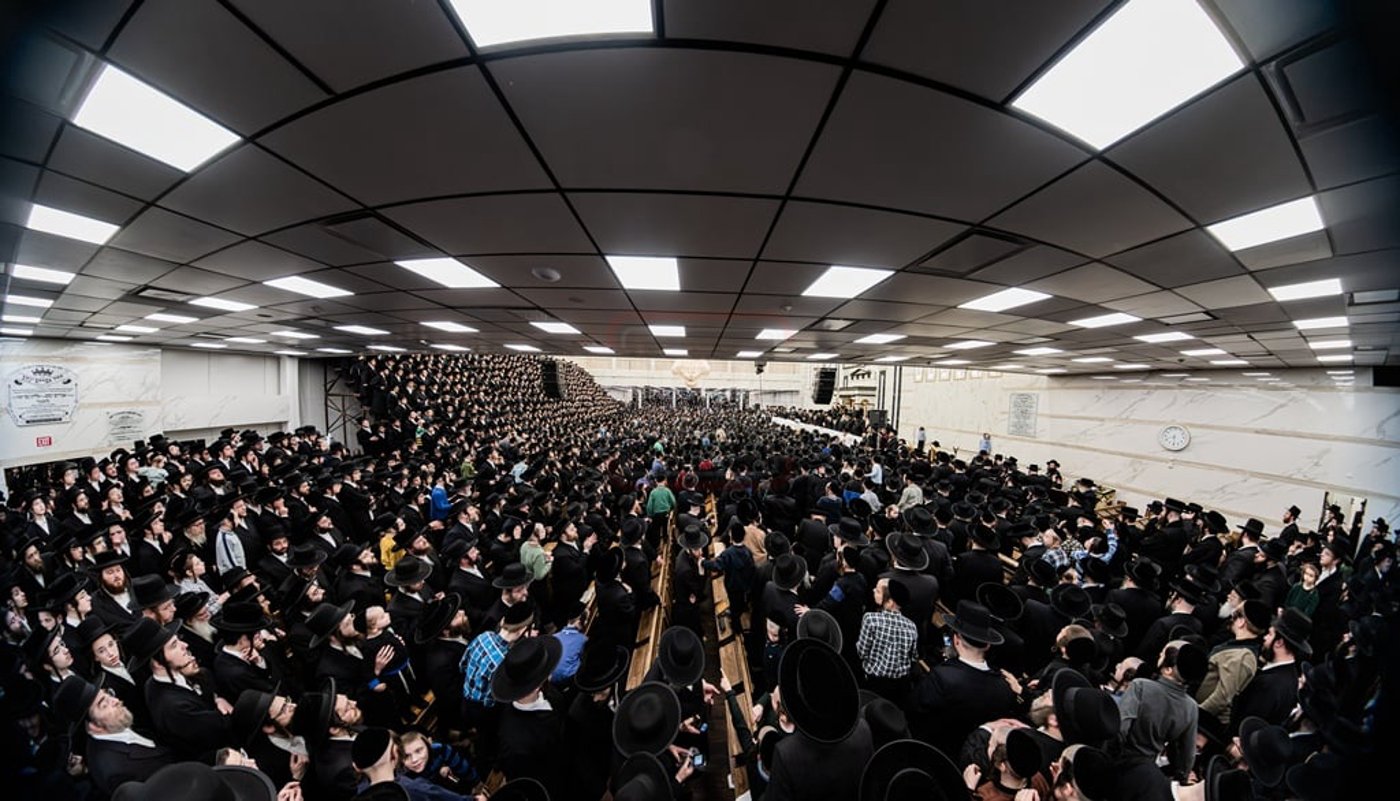 האדמו"ר מסאטמר בשאיבת מים שלנו