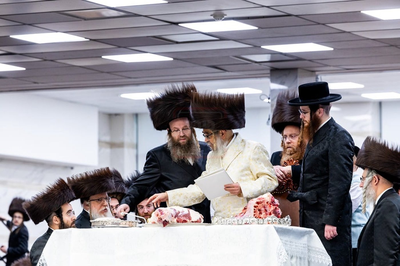 מעמד הפייסות ומסירת מתנות כהונה בסאטמר