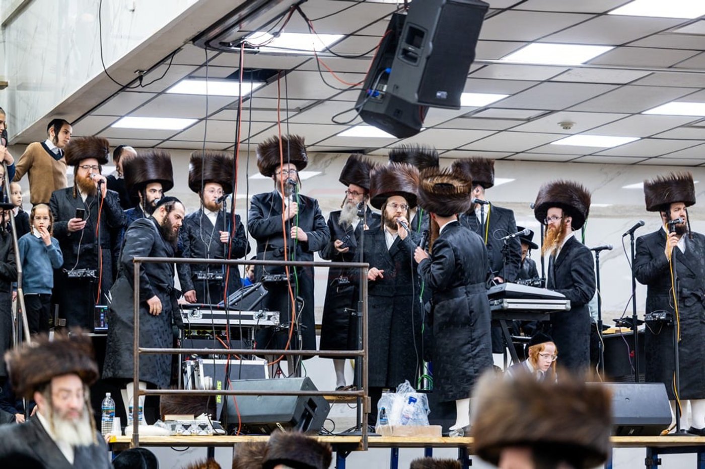 מעמד הפייסות ומסירת מתנות כהונה בסאטמר