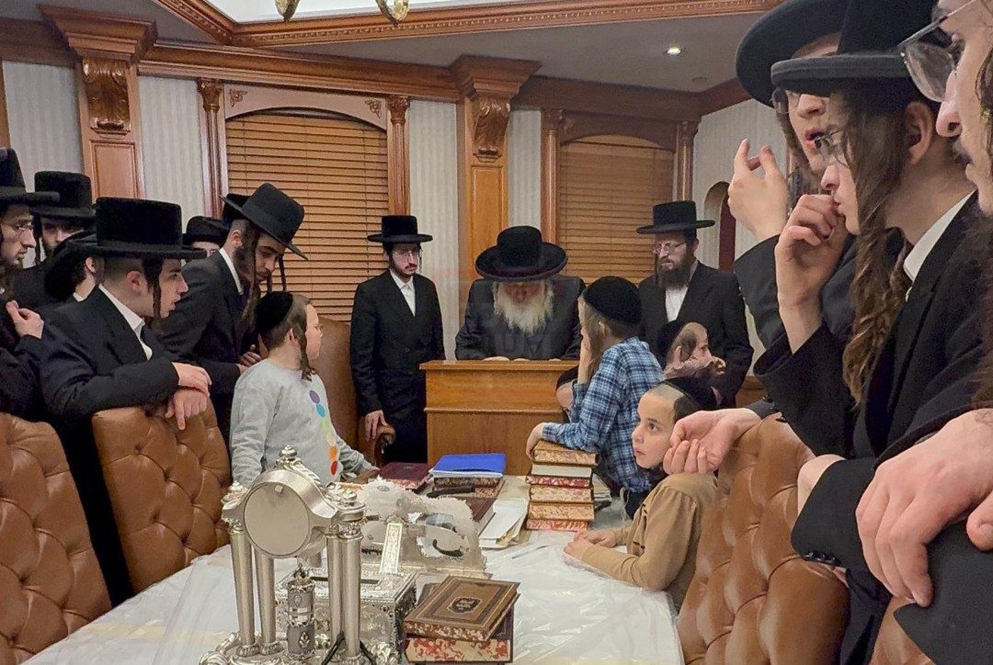 חג הפסח בחצה"ק קראלי