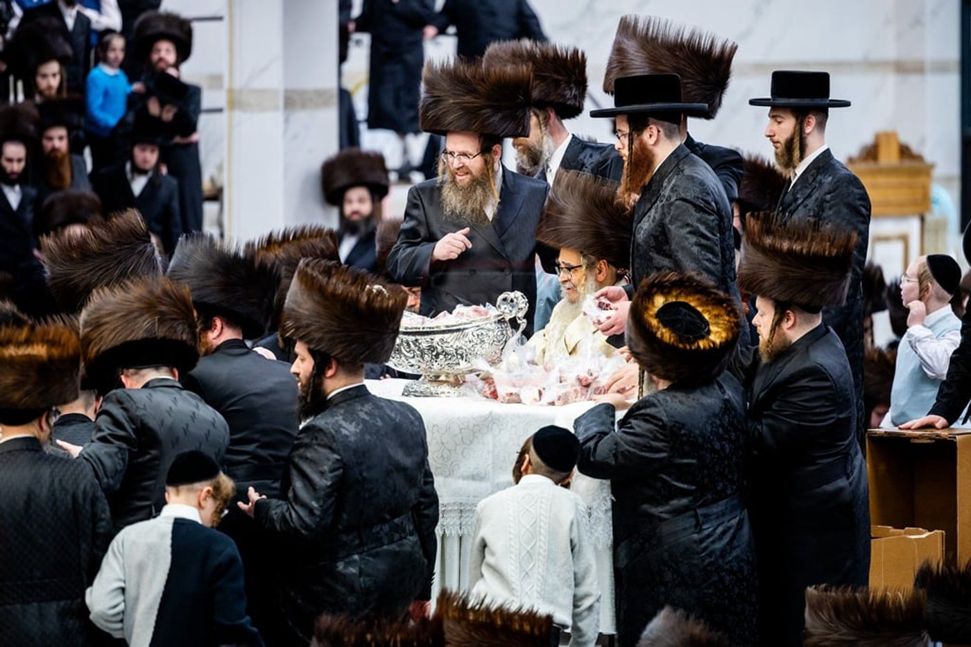 מעמד הפייסות ומסירת מתנות כהונה בסאטמר