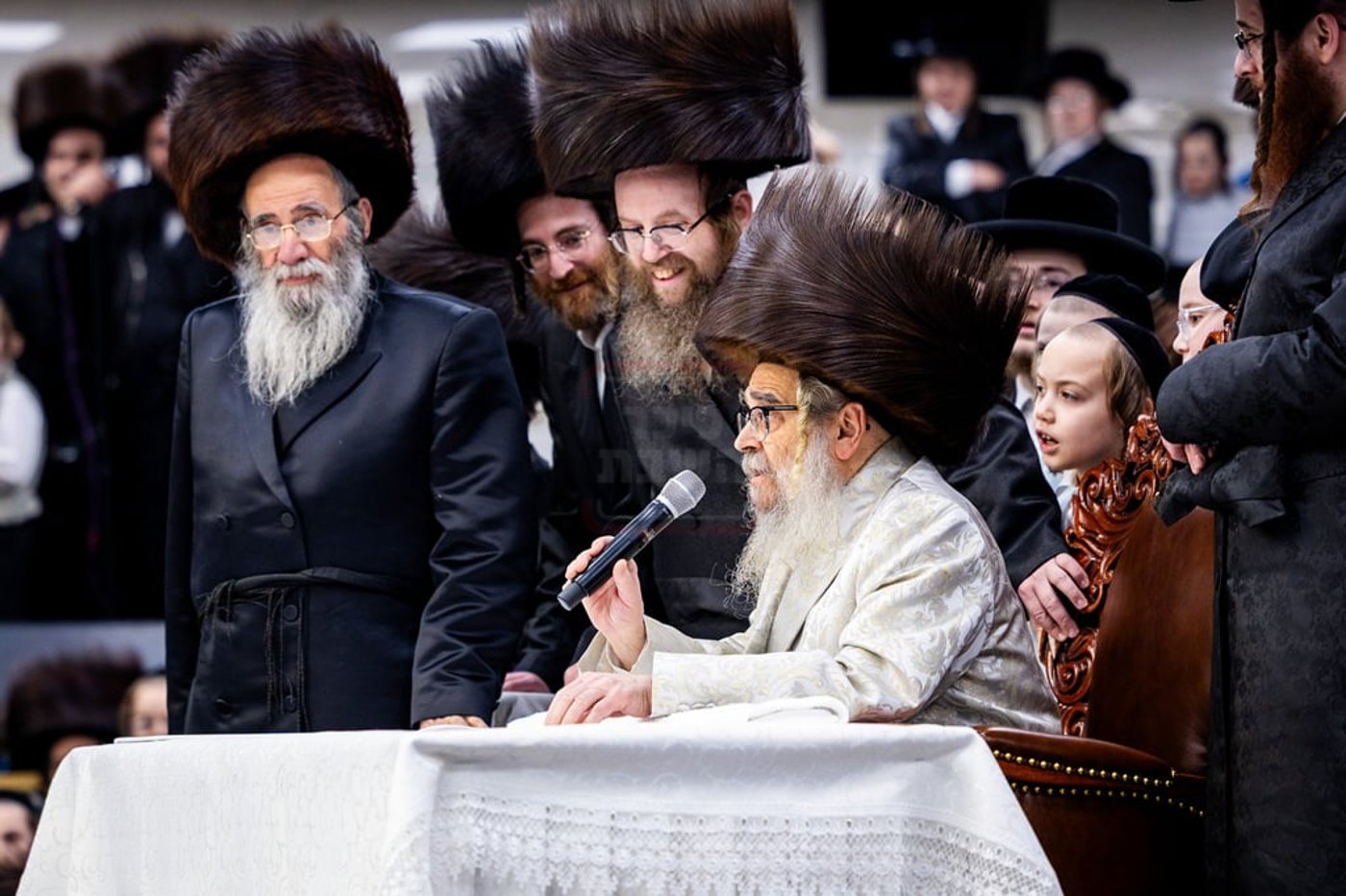 מעמד הפייסות ומסירת מתנות כהונה בסאטמר