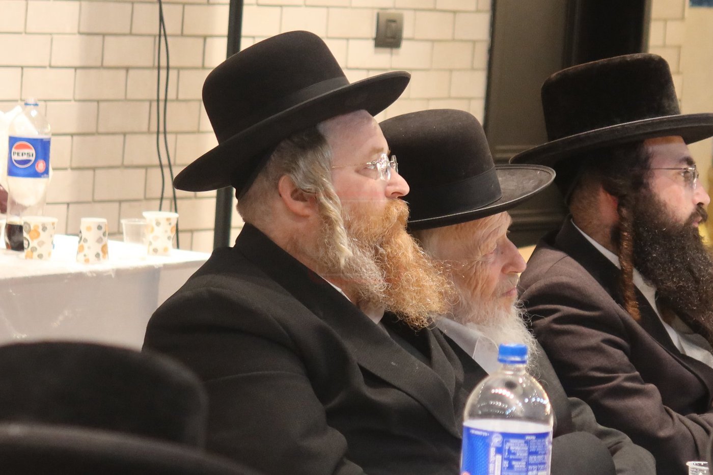 חסידי זוועהיל בעיר האבות חברון